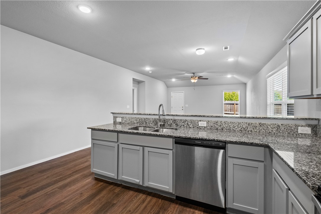 Creekside Meadows - Residential Lease