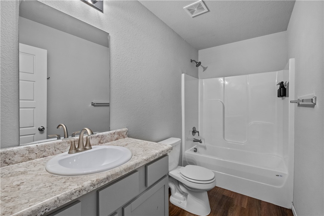 Creekside Meadows - Residential Lease