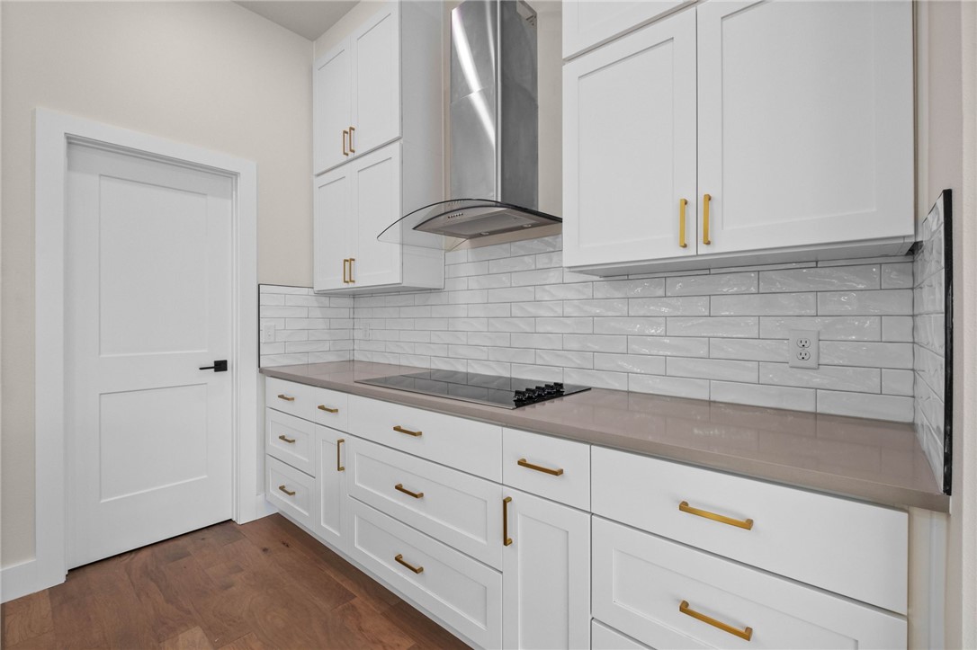 Tiverton - Residential