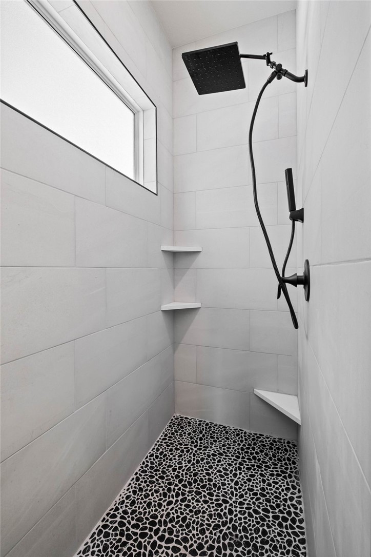 Tiverton - Residential