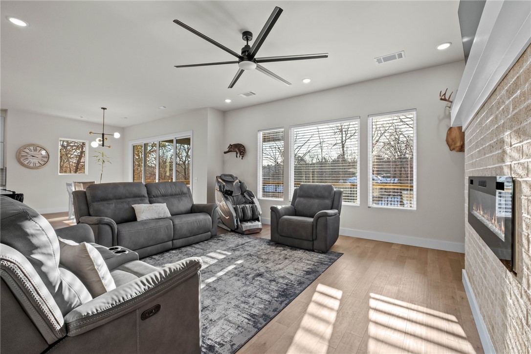 Tiverton - Residential