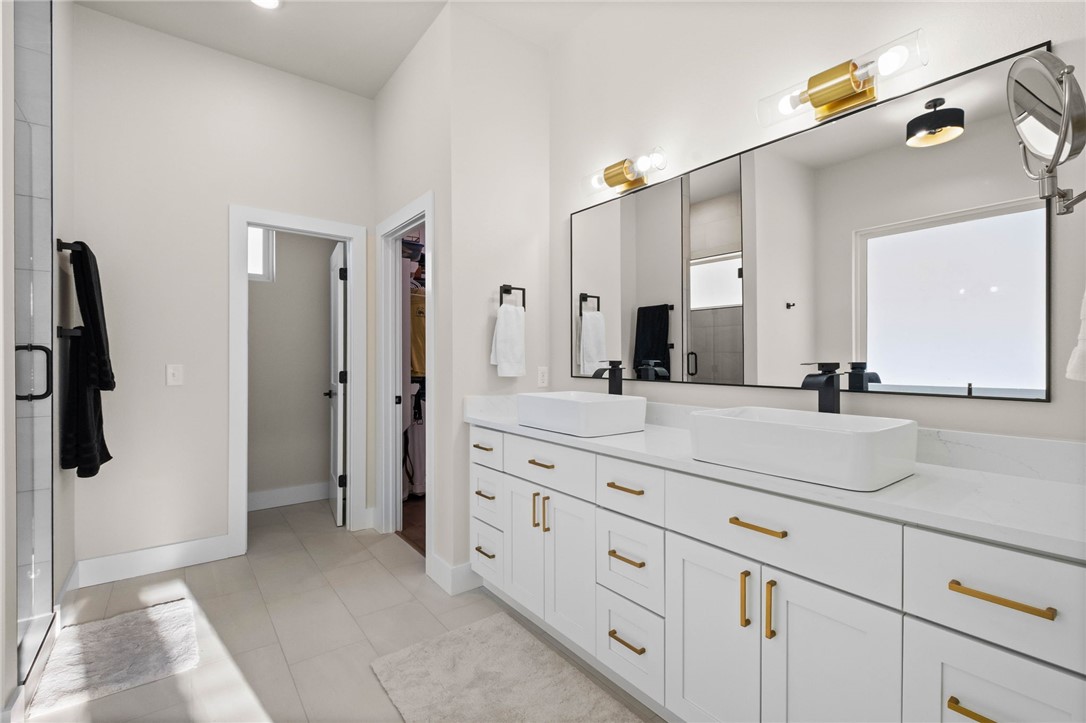 Tiverton - Residential