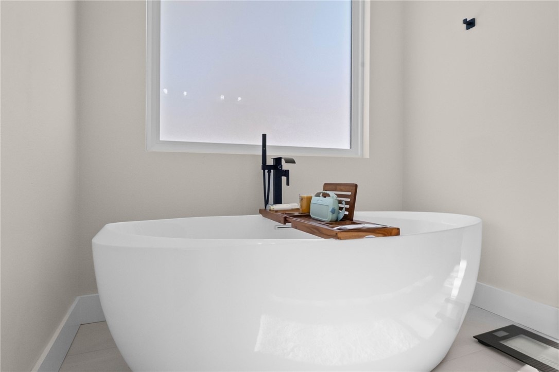 Tiverton - Residential