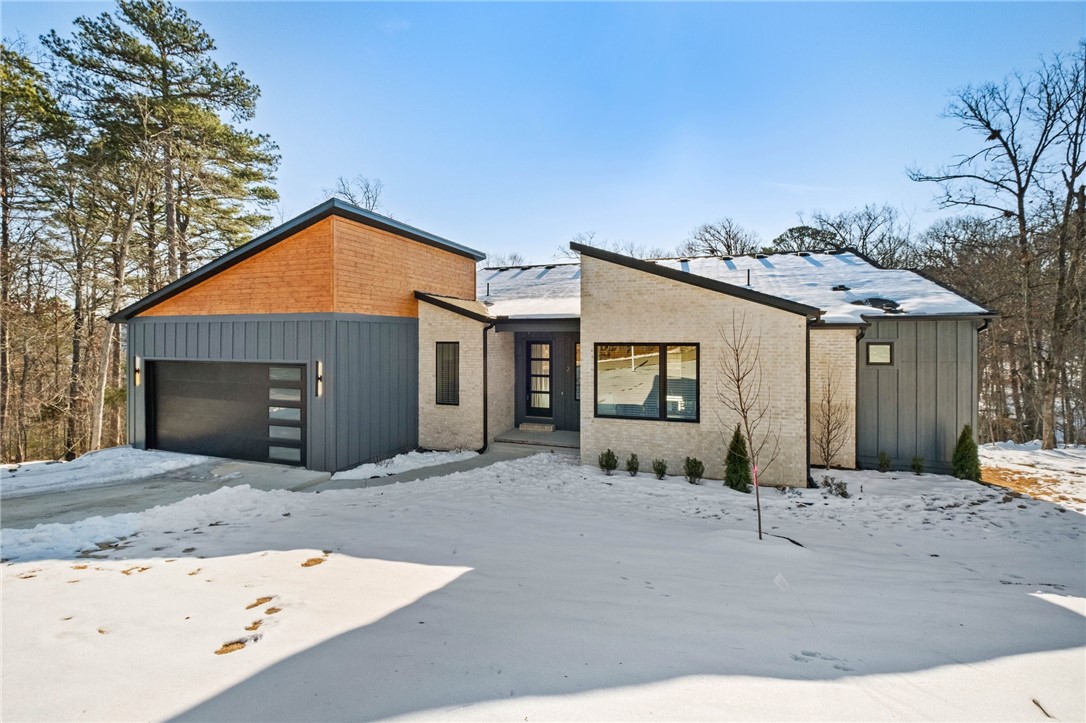 Tiverton - Residential