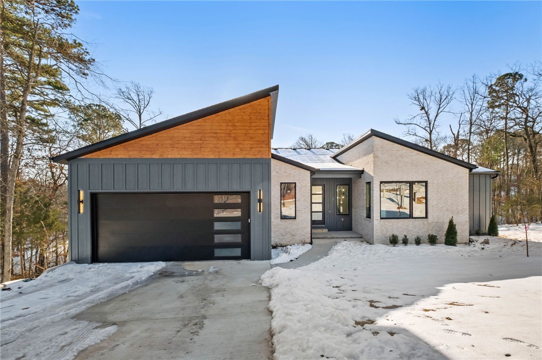 Tiverton - Residential