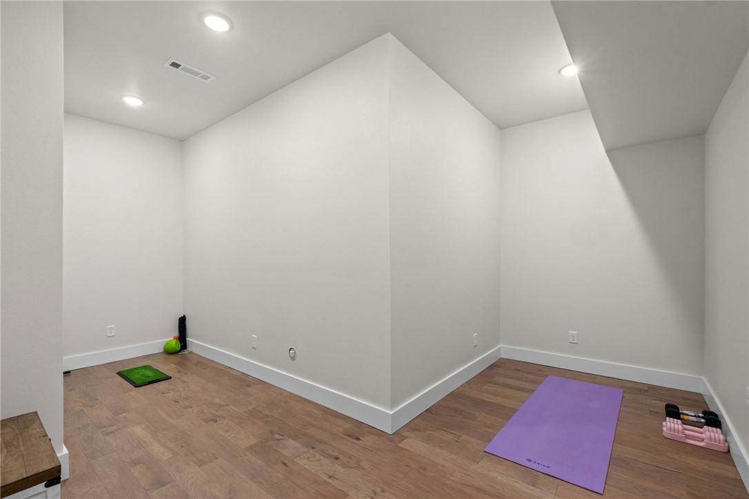 Tiverton - Residential