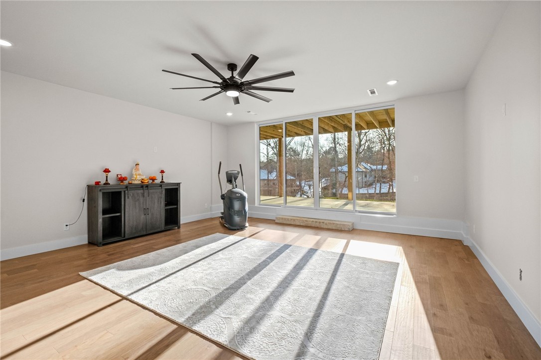 Tiverton - Residential