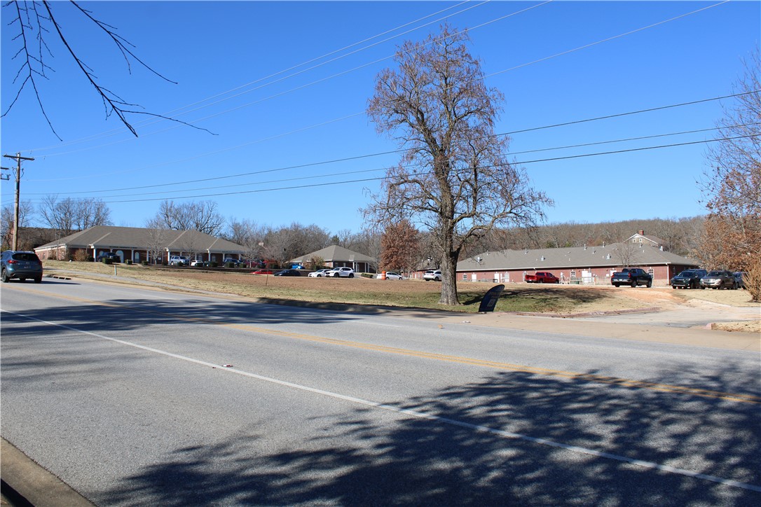 ±1.1 acres of commercial land available for $735,000. Property is zoned C-1 and there is a build-to-suit option available. Property is near the Joyce Blvd & Crossover Rd signalized intersection with frontage on Joyce Blvd (26,000 VPD). Please do not text for showings.