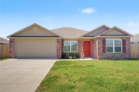 Photo of 908 W Aiden Drive, Siloam Springs, AR 72761 (MLS # 1349840)