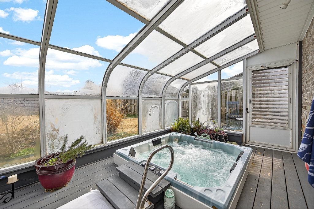 Rosewood Add Rogers - Residential