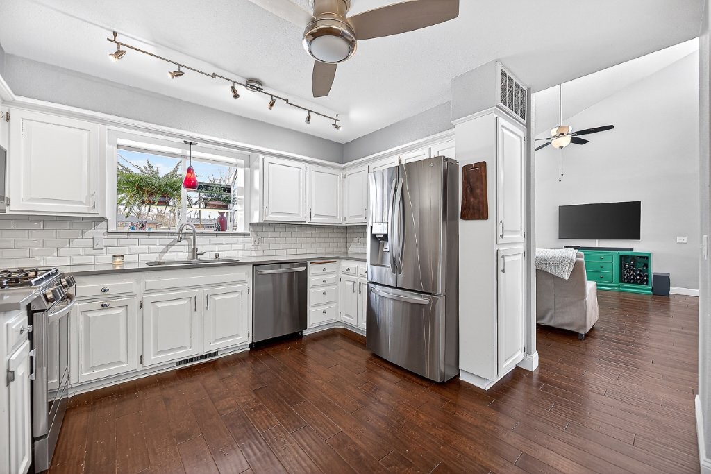 Rosewood Add Rogers - Residential