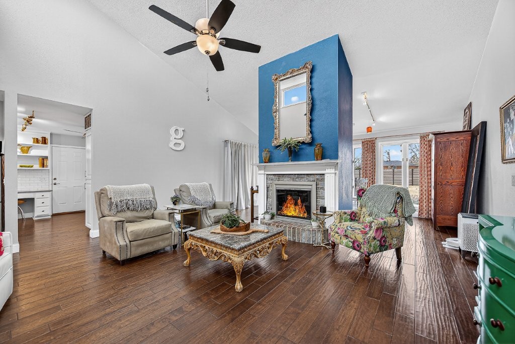 Rosewood Add Rogers - Residential