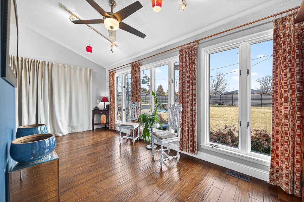 Rosewood Add Rogers - Residential