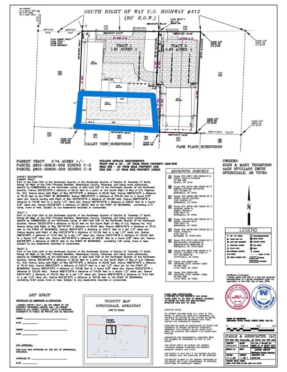 Main image without alt text