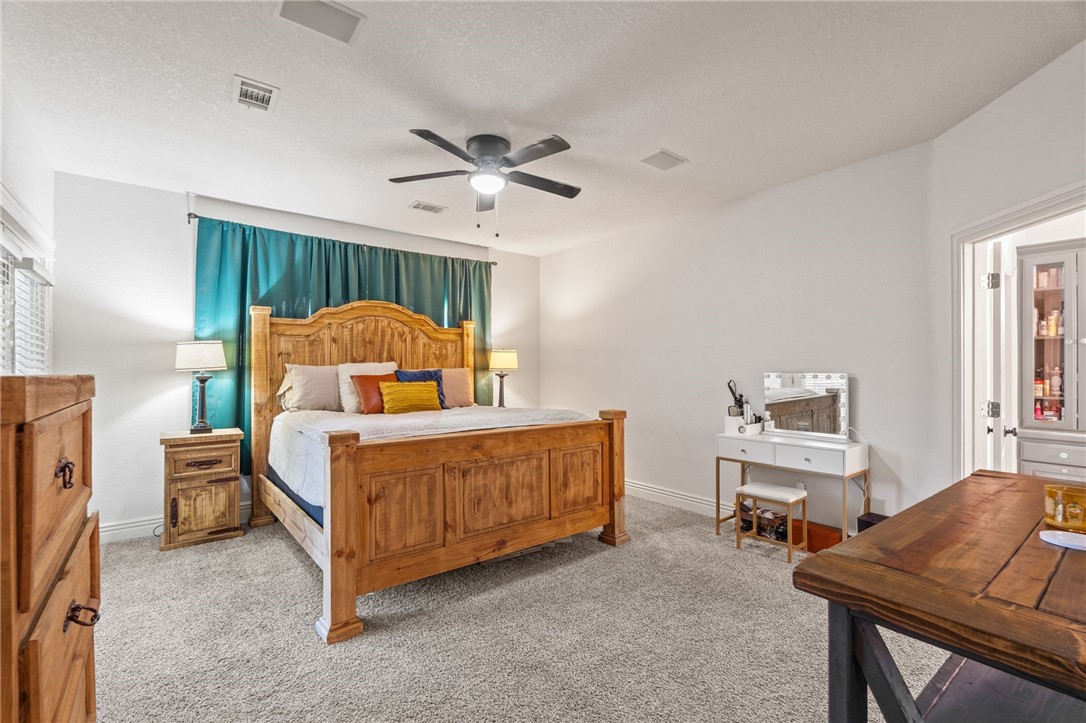 Eagle Crest 1 - Residential