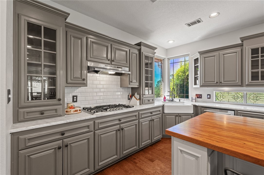 Eagle Crest 1 - Residential