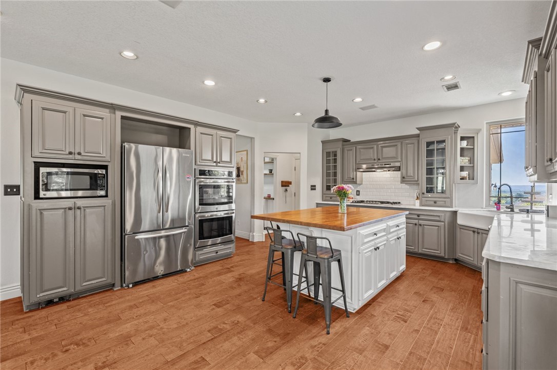 Eagle Crest 1 - Residential