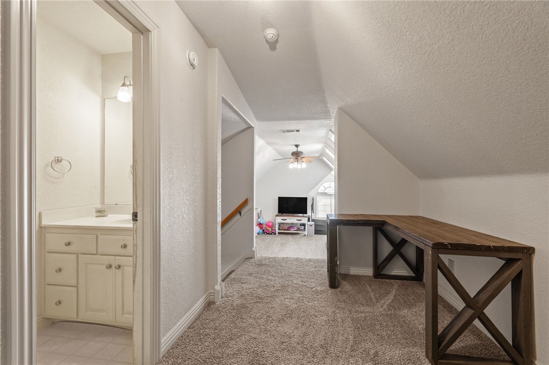 Eagle Crest 1 - Residential