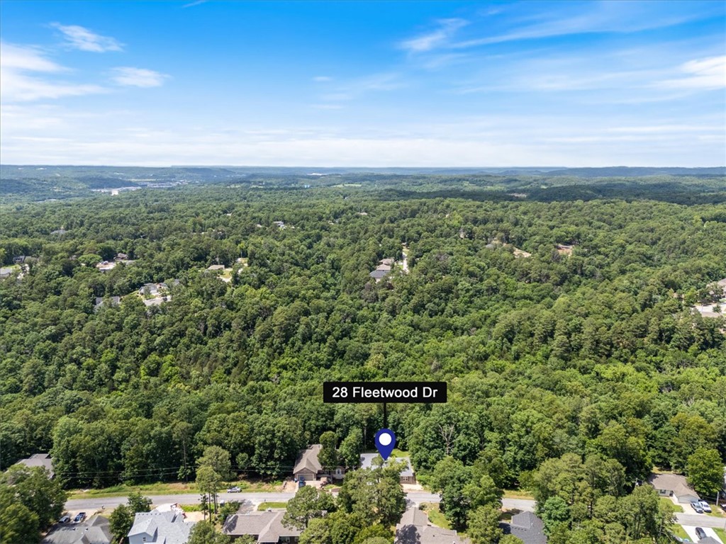 28 Fleetwood Drive - Photo 2