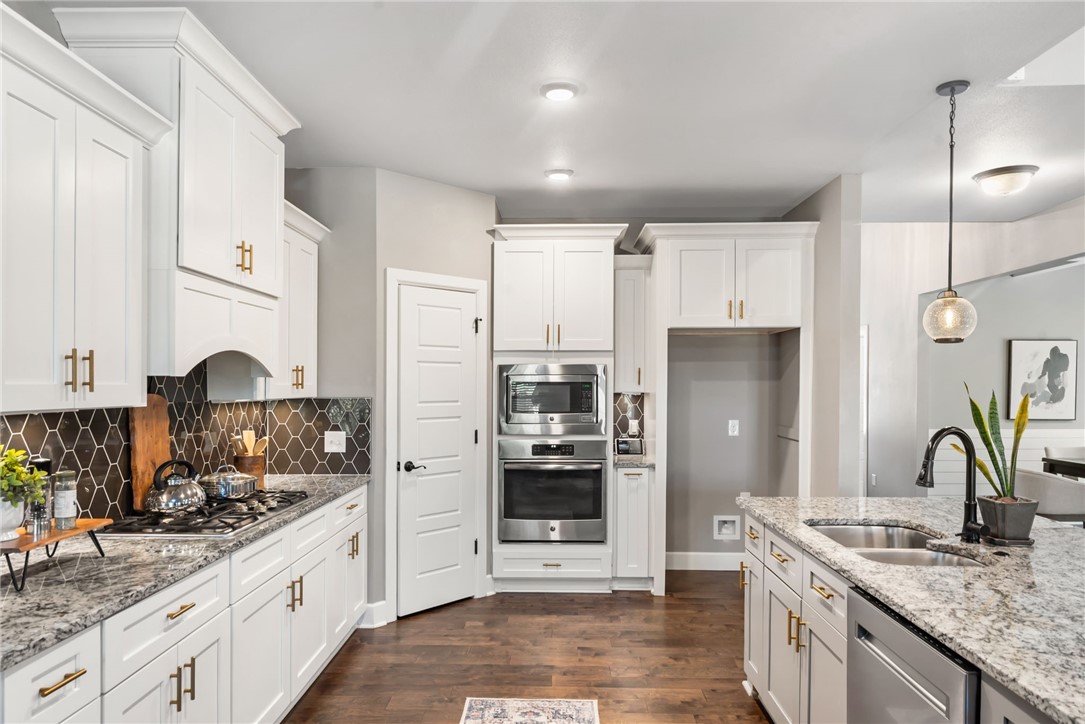 Rolling Acres Ph Ii Sub Bentonville - Residential