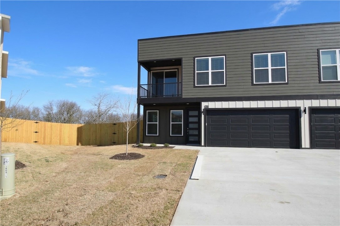 POIGAI ESTATES - Residential Lease