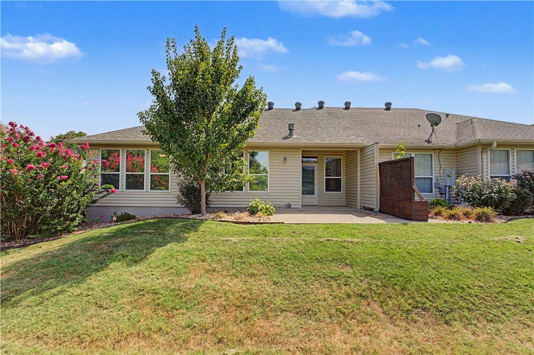 27 Highland Parkway