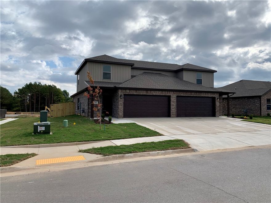 Great Location and close to everything Bentonville and Centerton have to offer. This 3 bedroom, 2 bath has a split floor plan with a 2 car garage, granite counter tops, ceramic wood look tile flooring, 6ft privacy fenced yard and more.