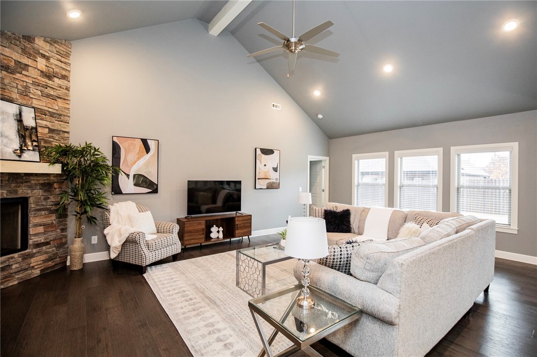 Rolling Acres Ph II Sub Bentonville - Residential