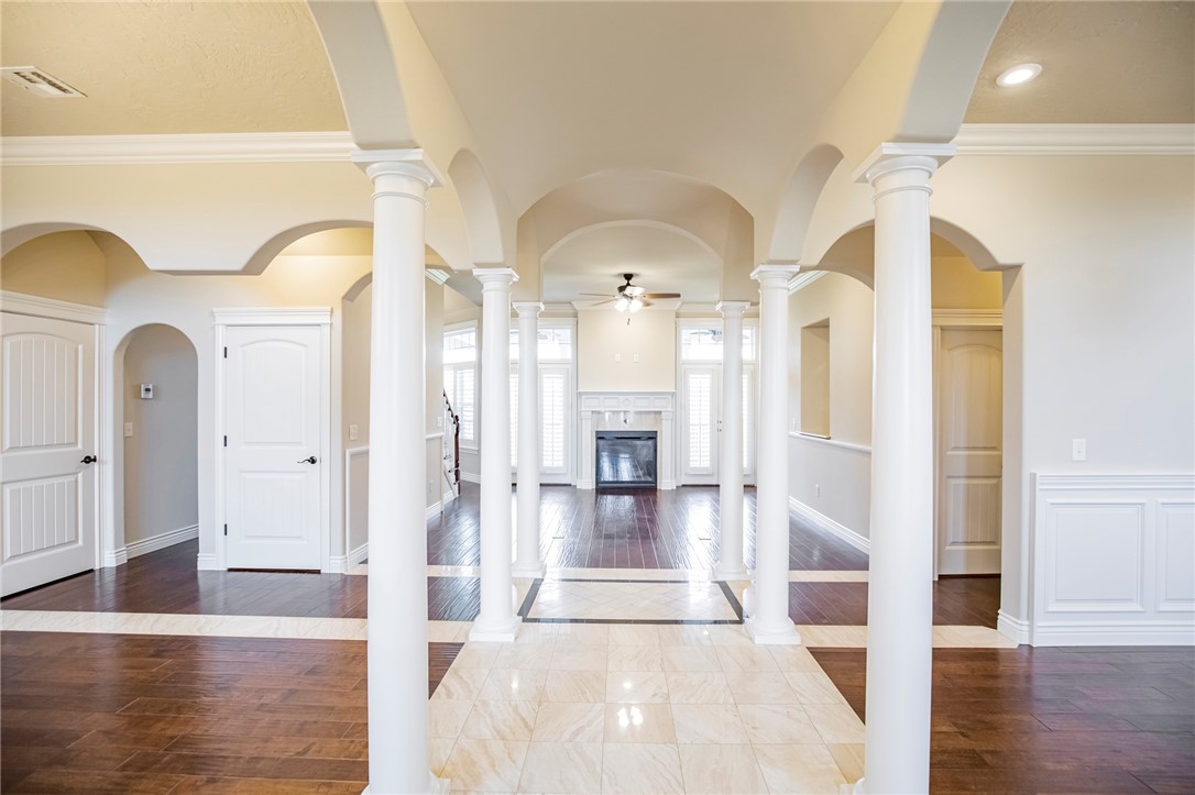 01-18-33-GENTRY - Residential