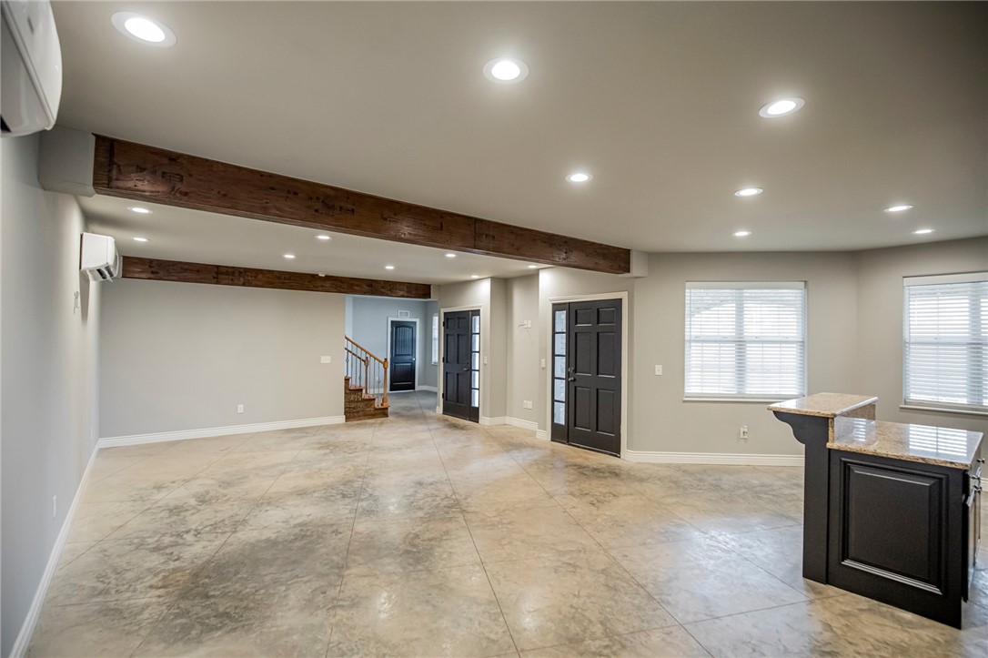 01-18-33-GENTRY - Residential