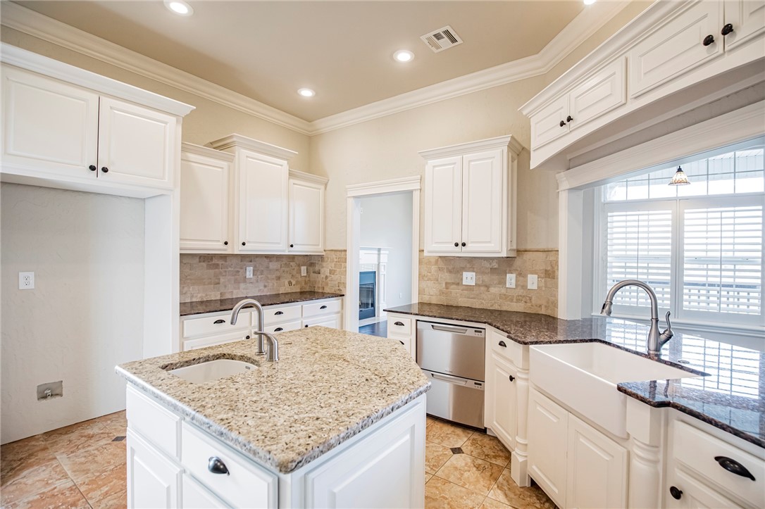 01-18-33-GENTRY - Residential