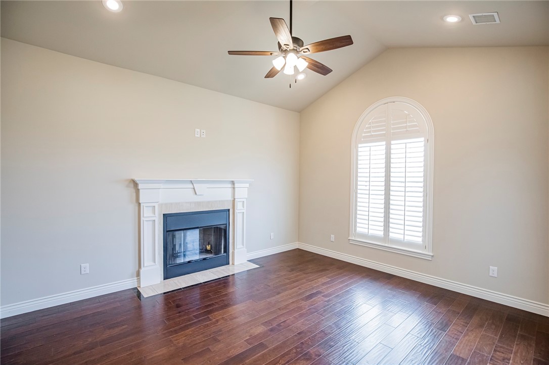 01-18-33-GENTRY - Residential