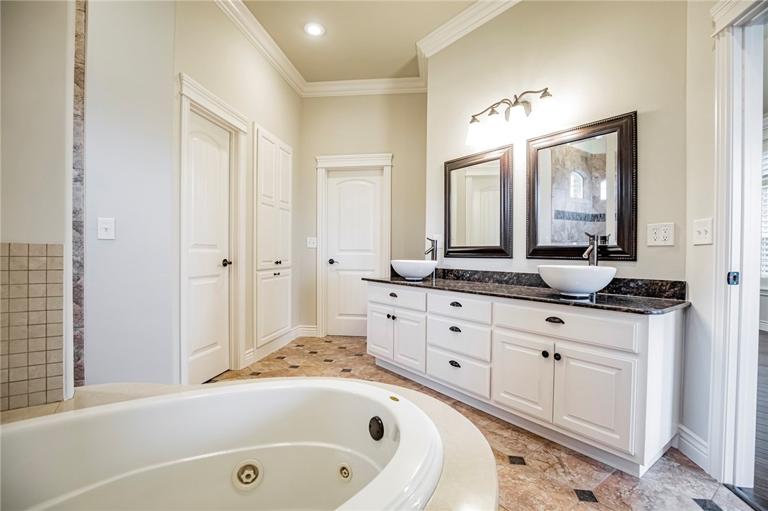 01-18-33-GENTRY - Residential