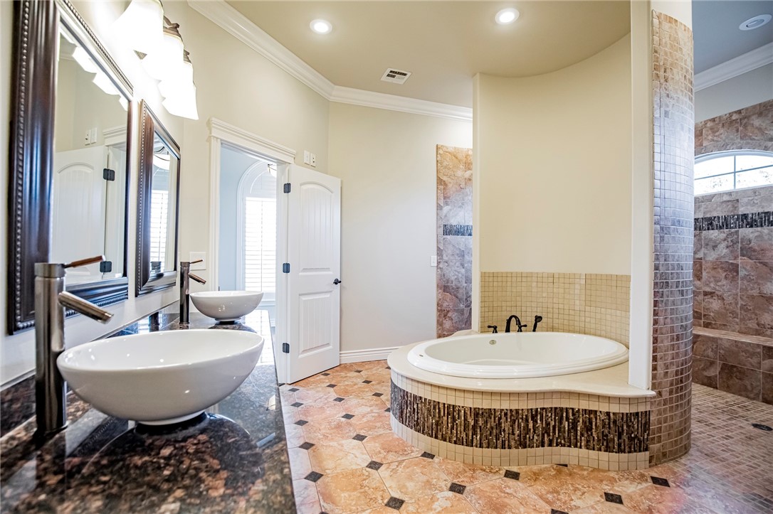 01-18-33-GENTRY - Residential