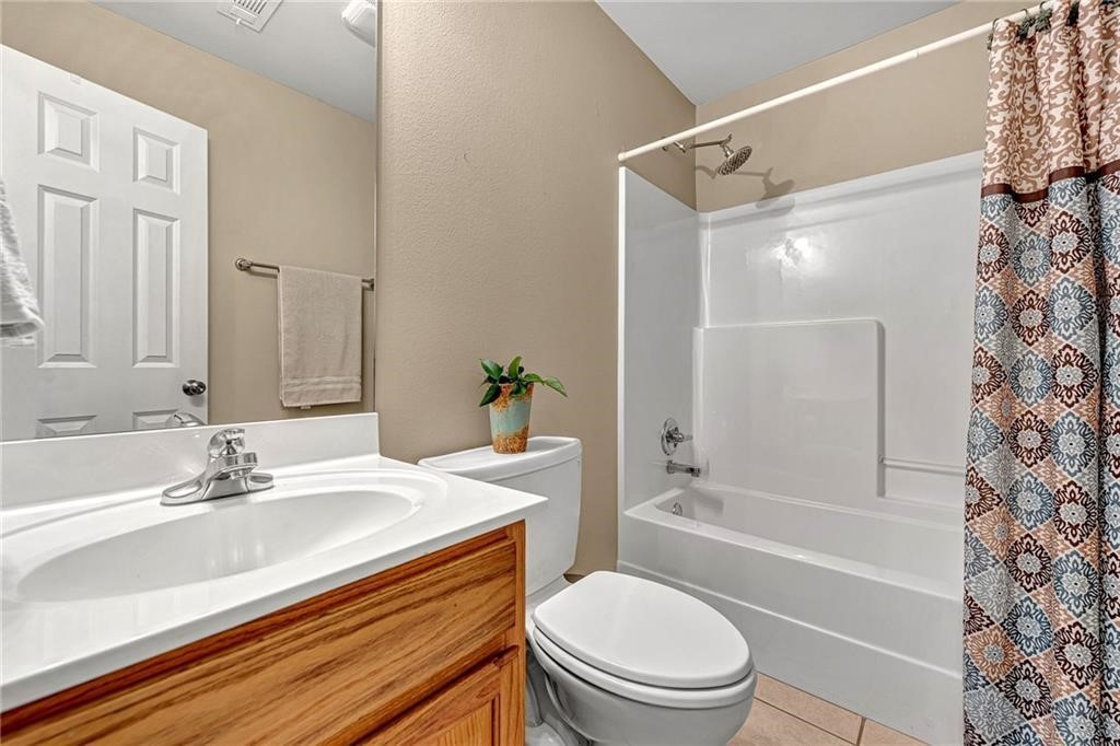 Crazy Eight Sub - Residential Lease