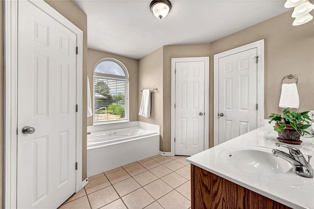 Crazy Eight Sub - Residential Lease