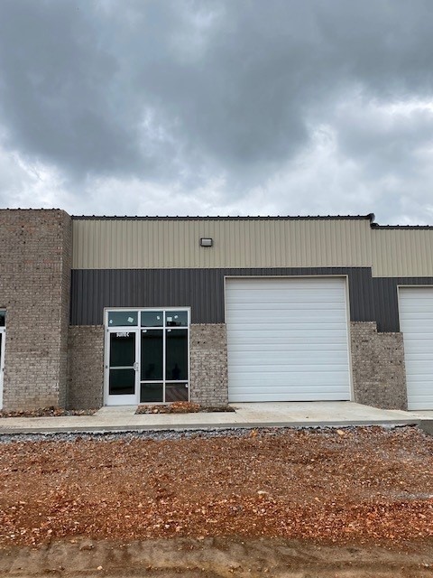 Worth Lane Commercial Park - Commercial Lease