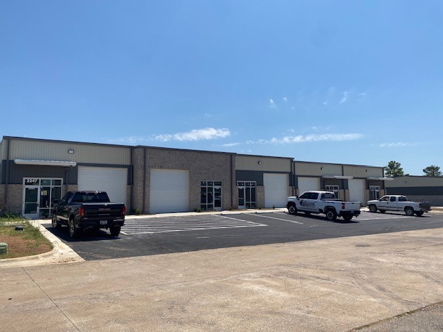 Worth Lane Commercial Park - Commercial Lease