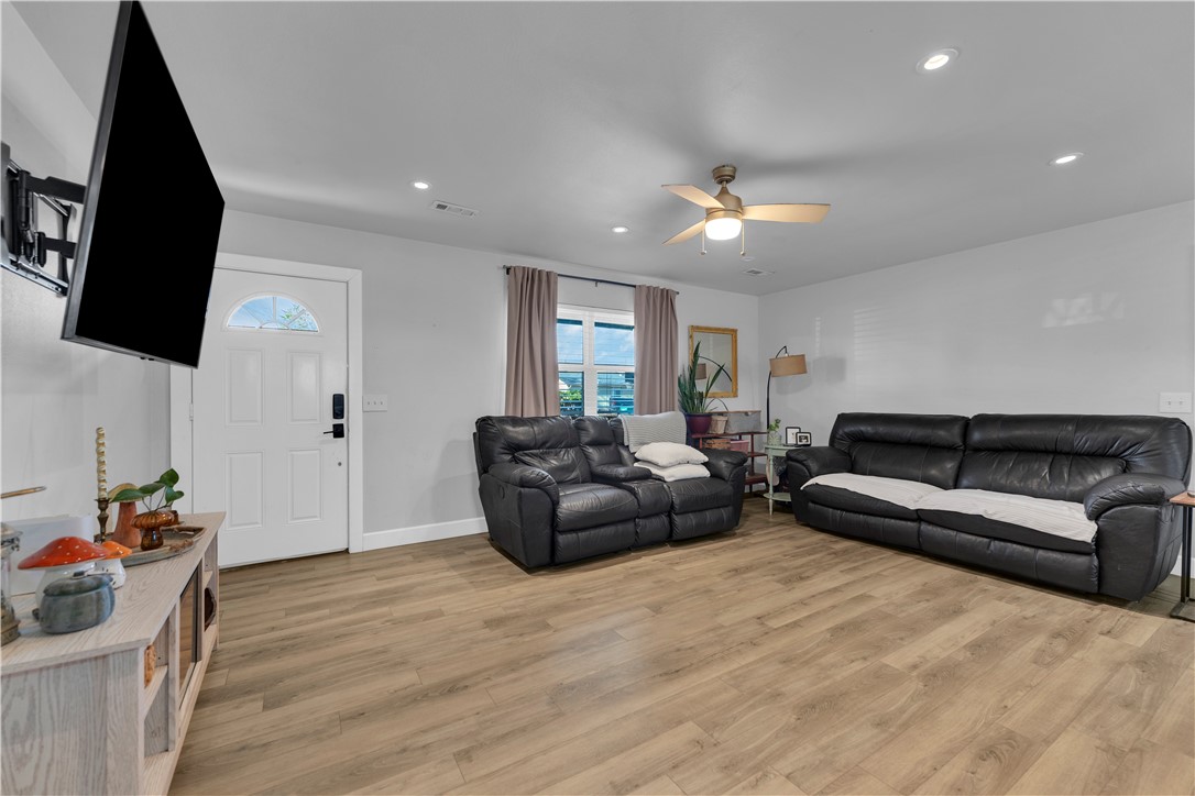 Olivewood Sub Unit 2 Rogers - Residential