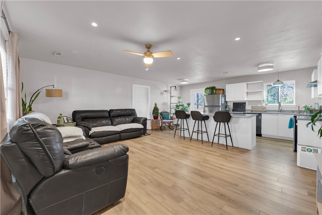 Olivewood Sub Unit 2 Rogers - Residential