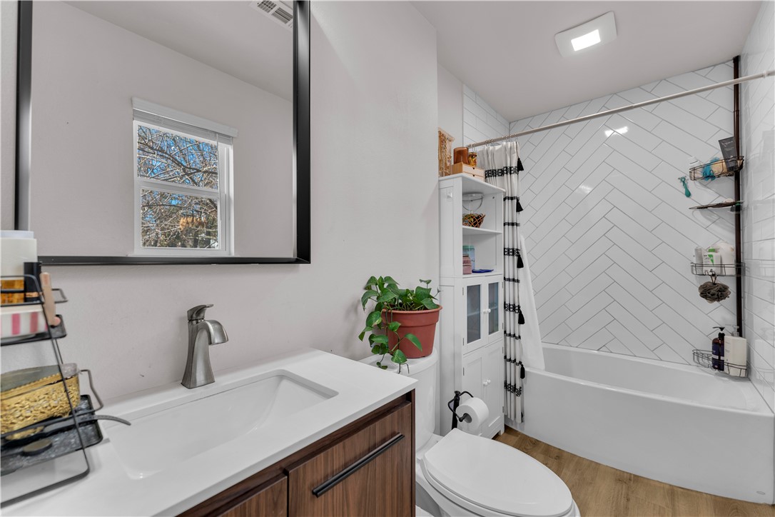 Olivewood Sub Unit 2 Rogers - Residential