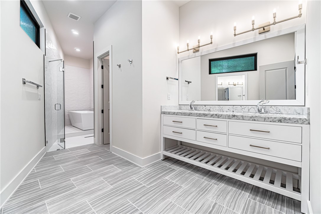 Sec 30, Twp 20, Range 30 - Residential