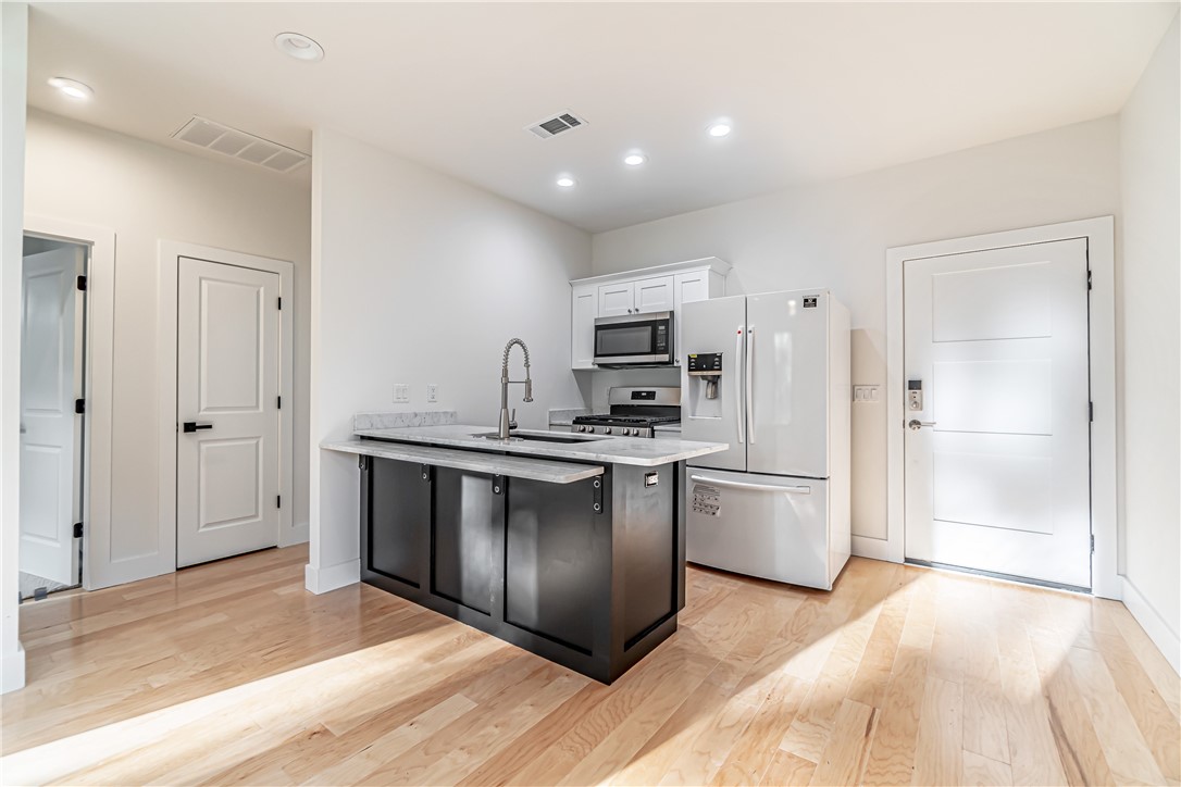 Sec 30, Twp 20, Range 30 - Residential