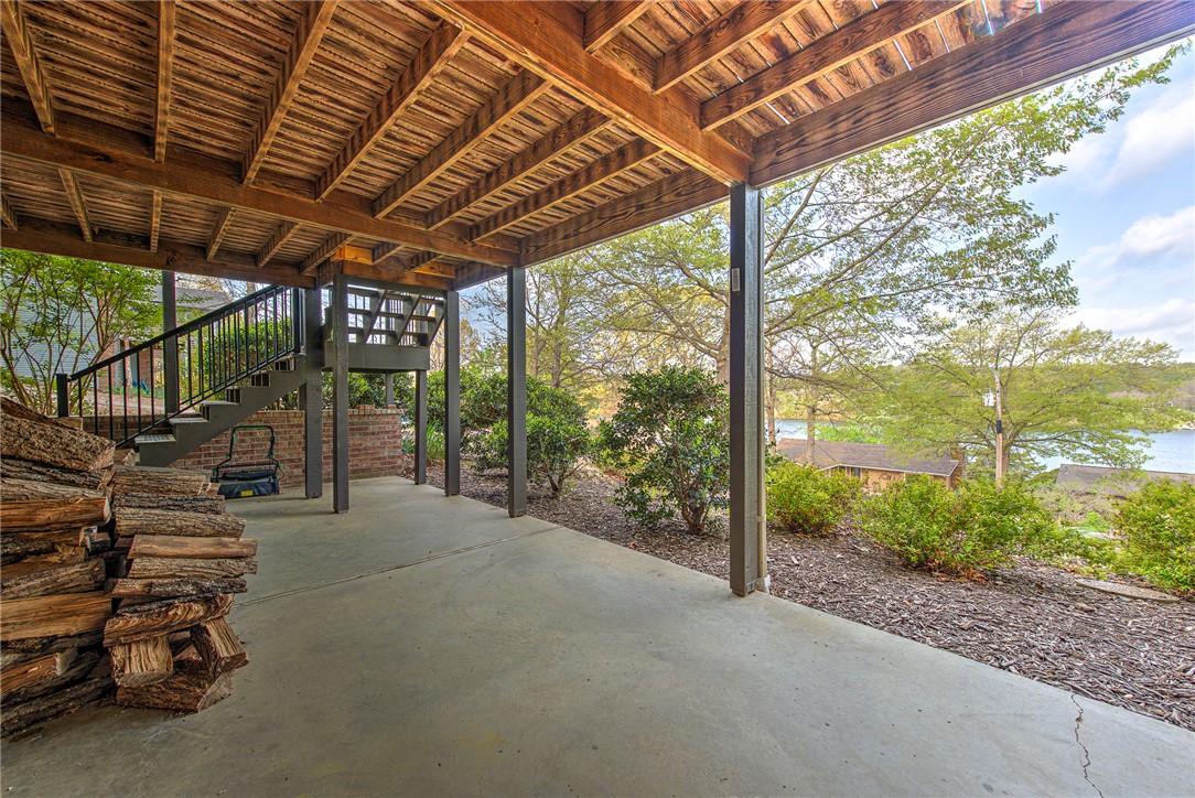 Churchill Sub Bvv - Residential