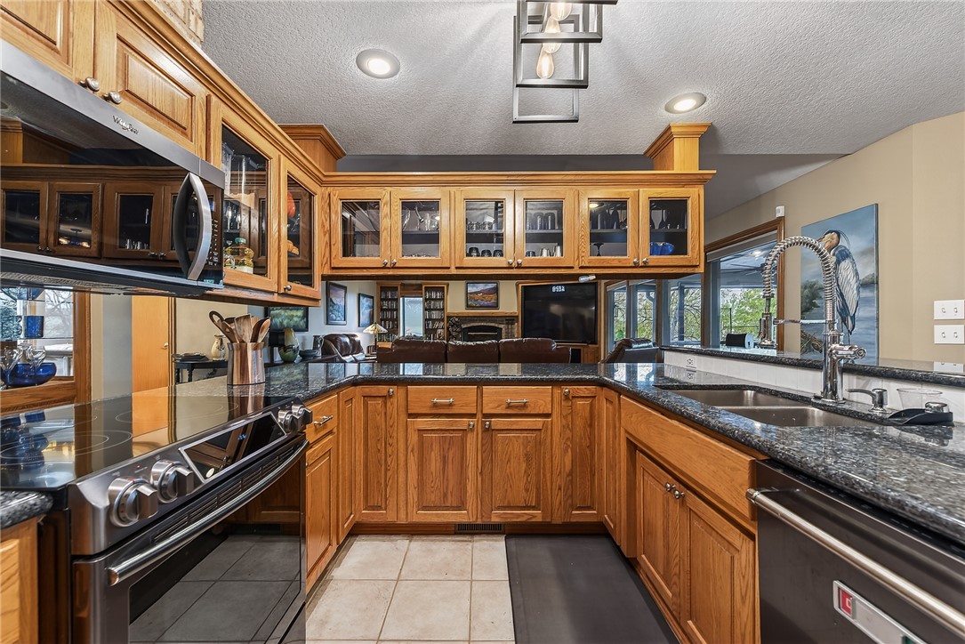 Churchill Sub Bvv - Residential