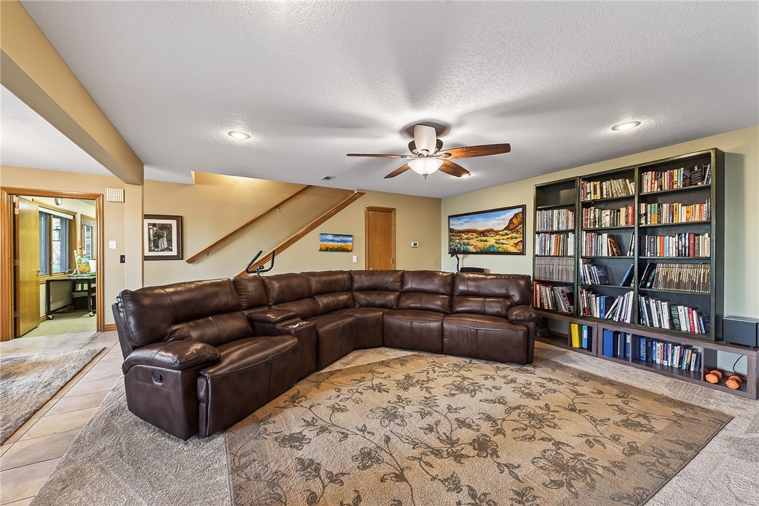 Churchill Sub Bvv - Residential