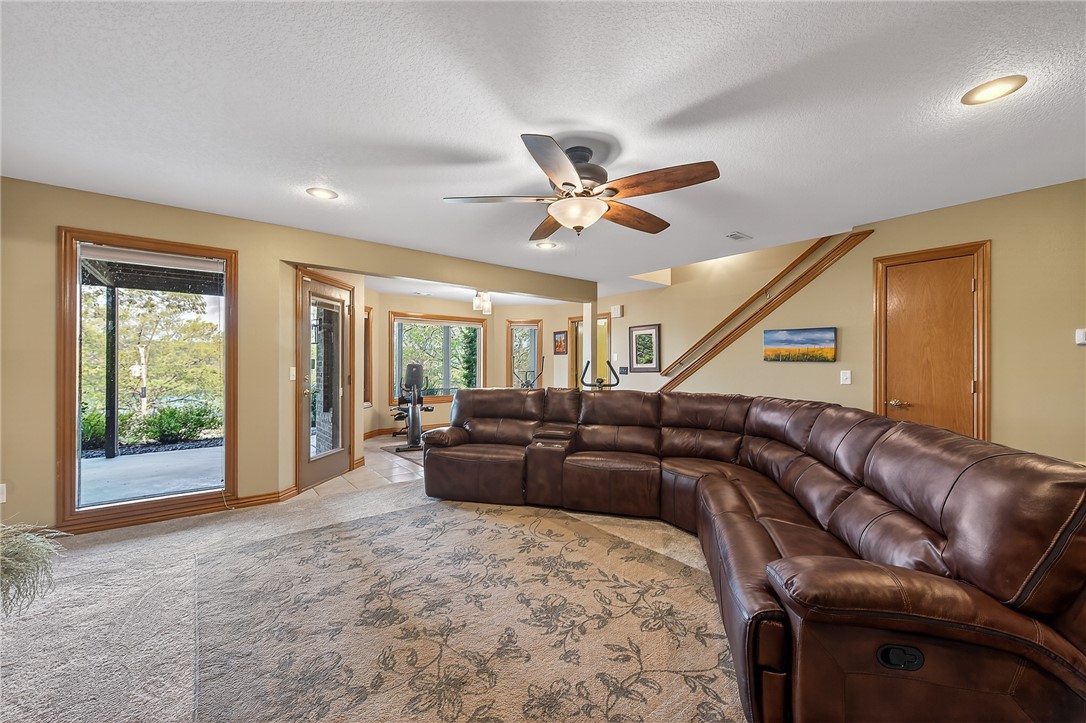 Churchill Sub Bvv - Residential