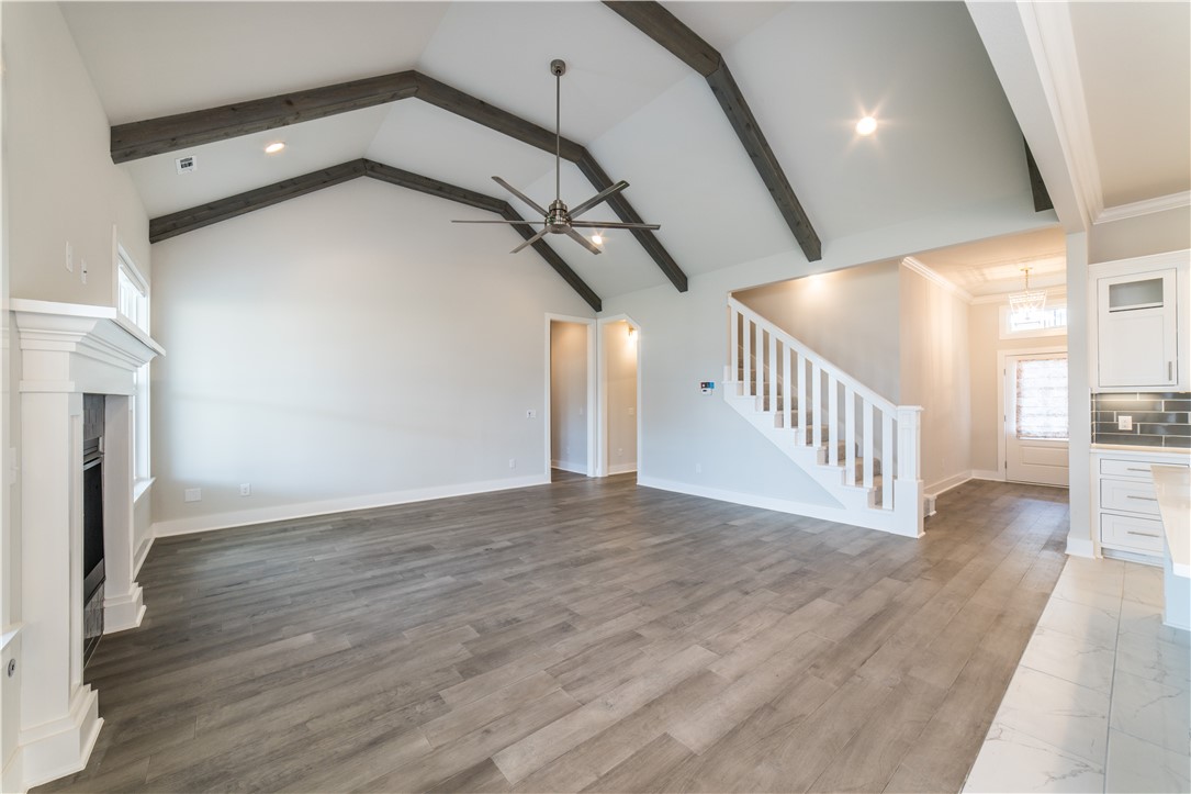 Crescent View Rogers - Residential Lease