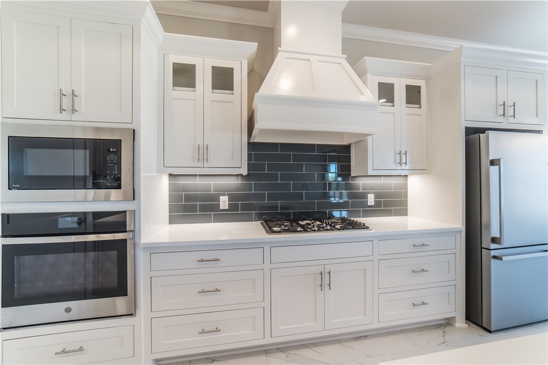 Crescent View Rogers - Residential Lease