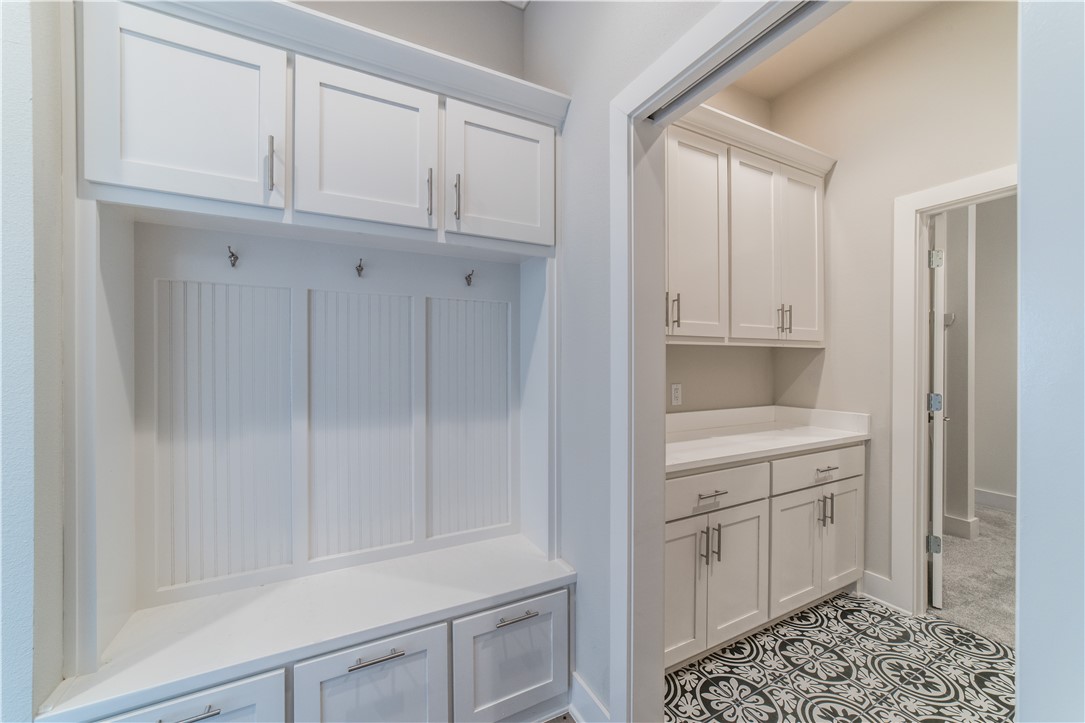 Crescent View Rogers - Residential Lease
